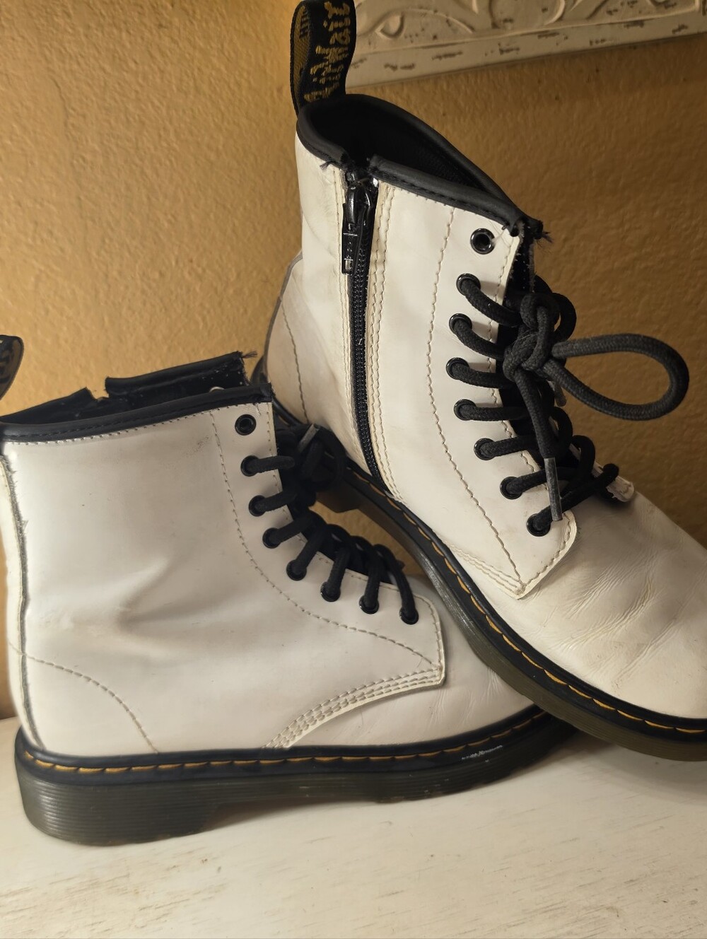 Dr Martens Girls White Boots Sz 3